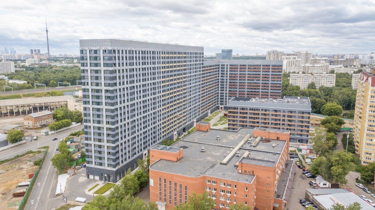 фасад дома, здание по адресу г Москва, проезд Серебрякова, д 11 к 1