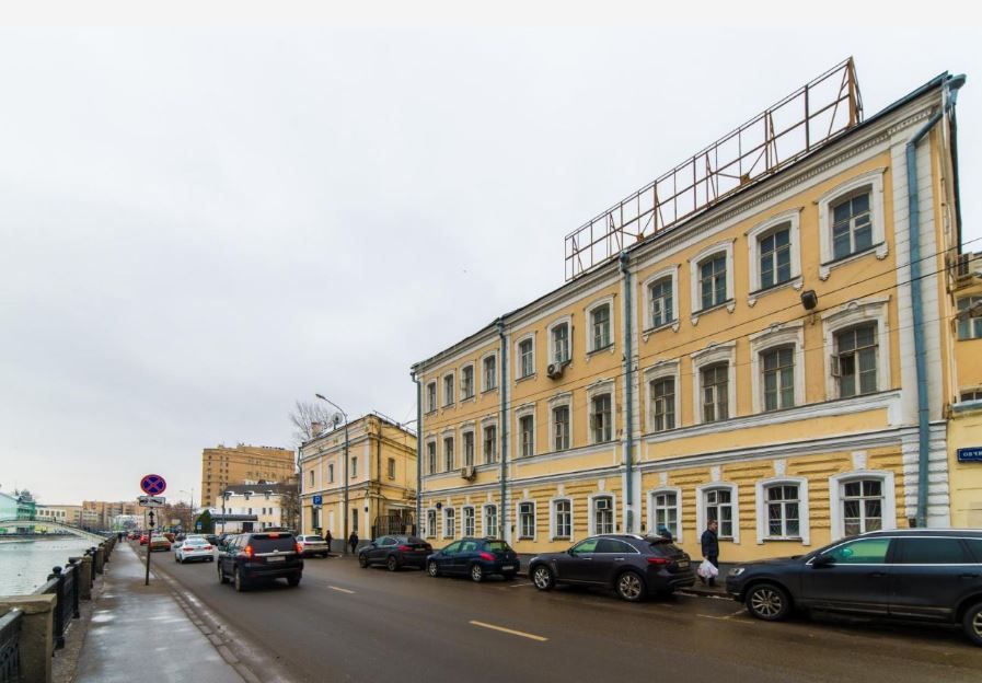 фасад дома, здание по адресу г Москва, Овчинниковская наб, д 6 стр 3
