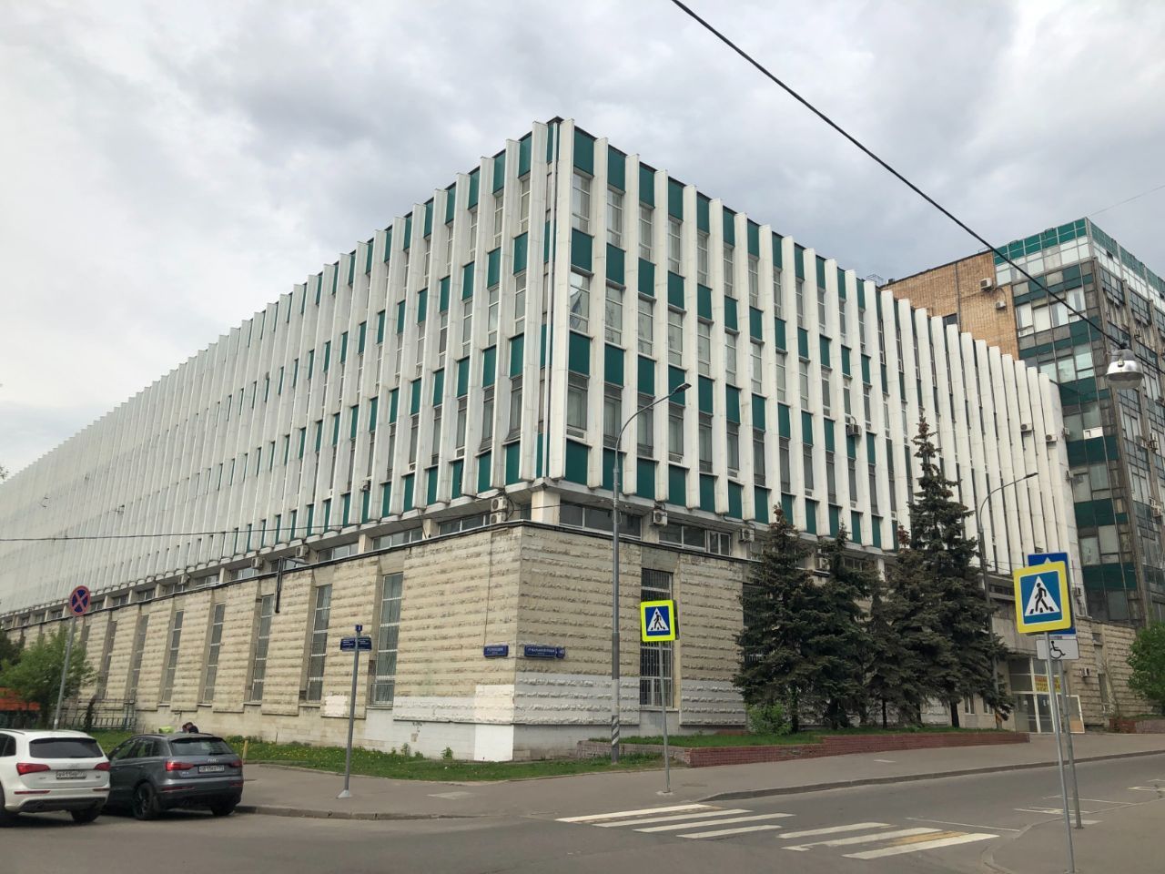 фасад дома, здание по адресу г Москва, проезд Марьиной Рощи 3-й, д 40 к 11 стр 1
