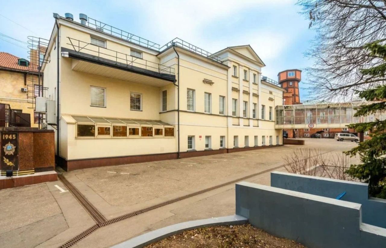 фасад дома, Бизнес-центр Московский шёлк, строение 4 по адресу г Москва, Большой Саввинский пер, д 12 стр 4