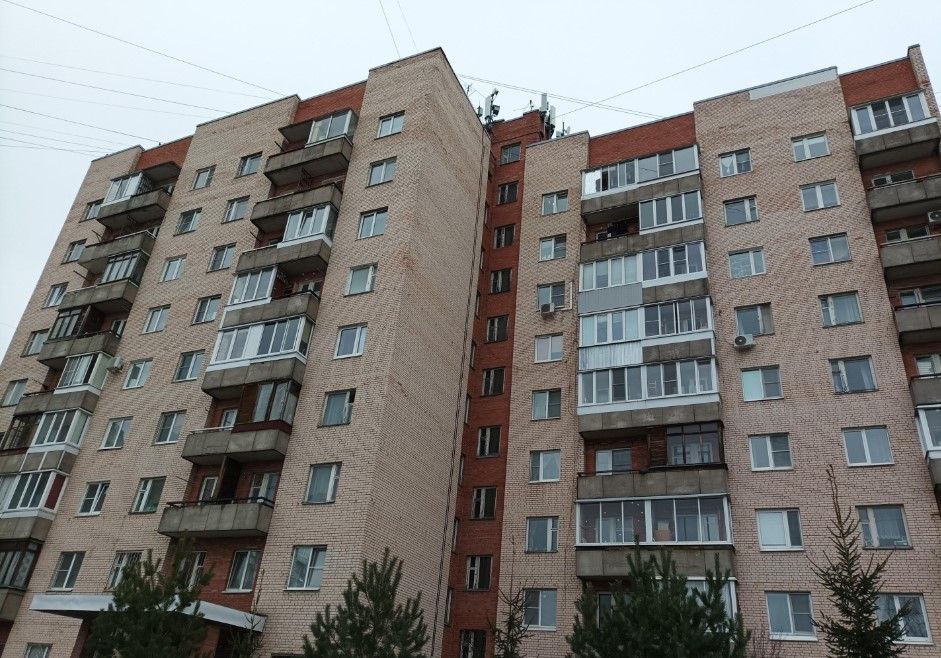 фасад дома, здание по адресу г Санкт-Петербург, ул Пограничника Гарькавого, д 14 к 2