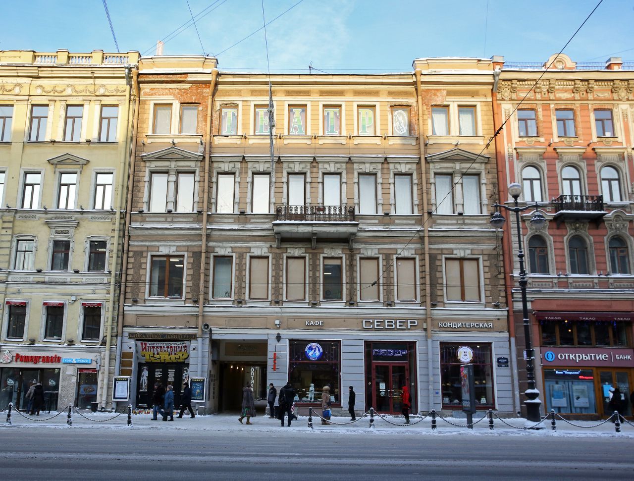 фасад дома, здание по адресу г Санкт-Петербург, Невский пр-кт, д 104