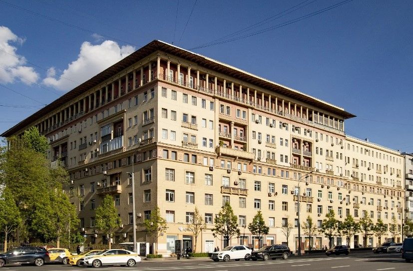 фасад дома, здание по адресу г Москва, ул Земляной Вал, д 25
