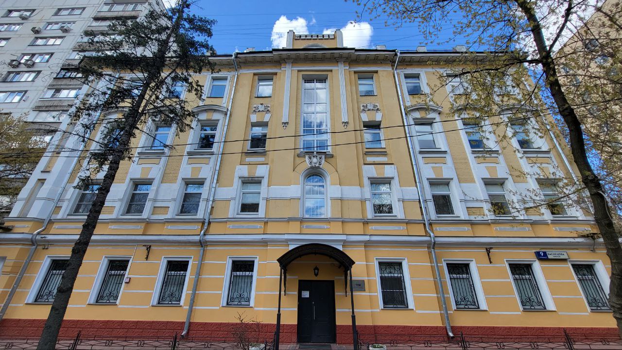 Васнецова пер 9 стр 1. Большая ордынка 34-38. ул. большая ордынка, д. 34. 1-й басманный пер., 10.