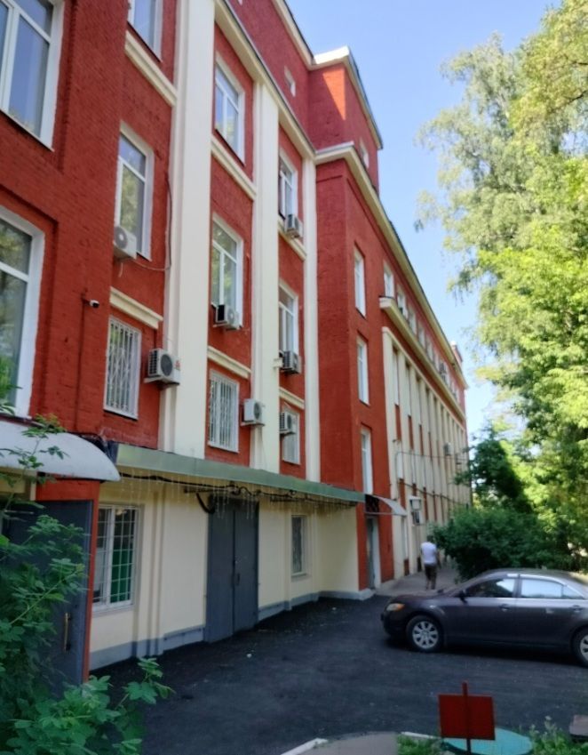 фасад дома, Бизнес-центр Подольск, Большая Серпуховская, 43к102 по адресу Московская обл, г Подольск, ул Большая Серпуховская, д 43 к 102