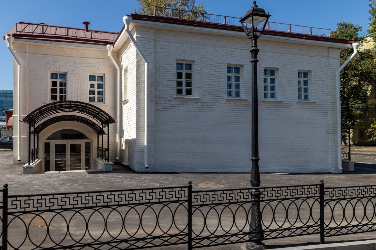 фасад дома, здание по адресу г Москва, ул Кожевническая, д 22 