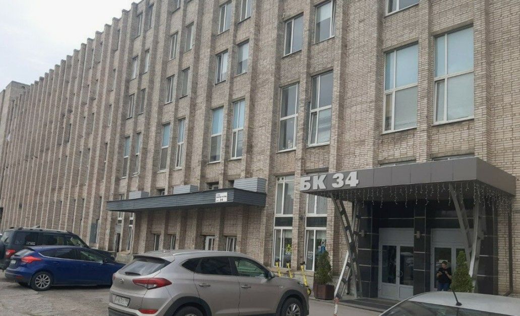 фасад дома, здание по адресу г Санкт-Петербург, ул Белы Куна, д 34 литера Ж