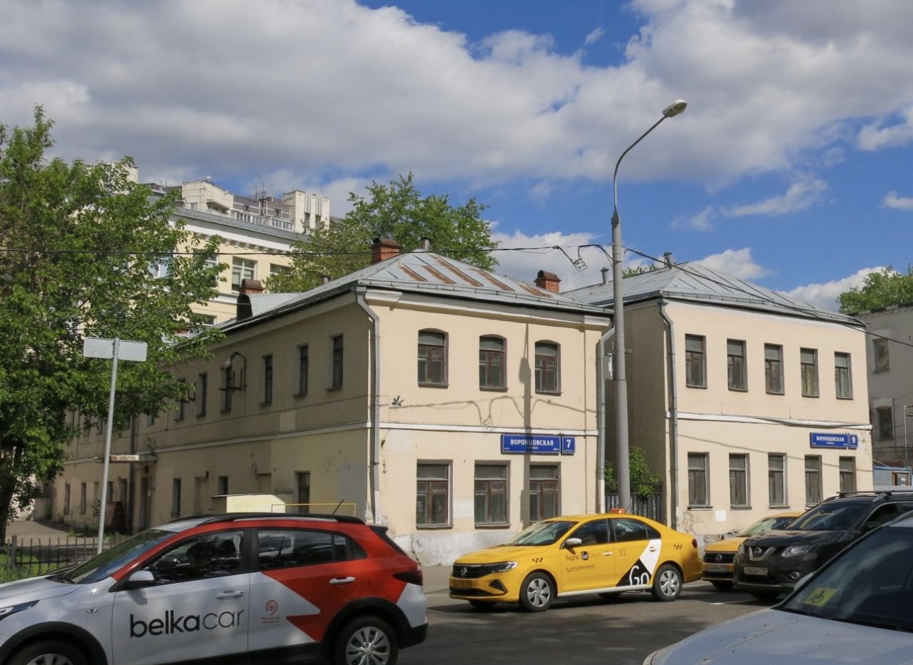 фасад дома, здание по адресу г Москва, ул Воронцовская, д 9 стр 1