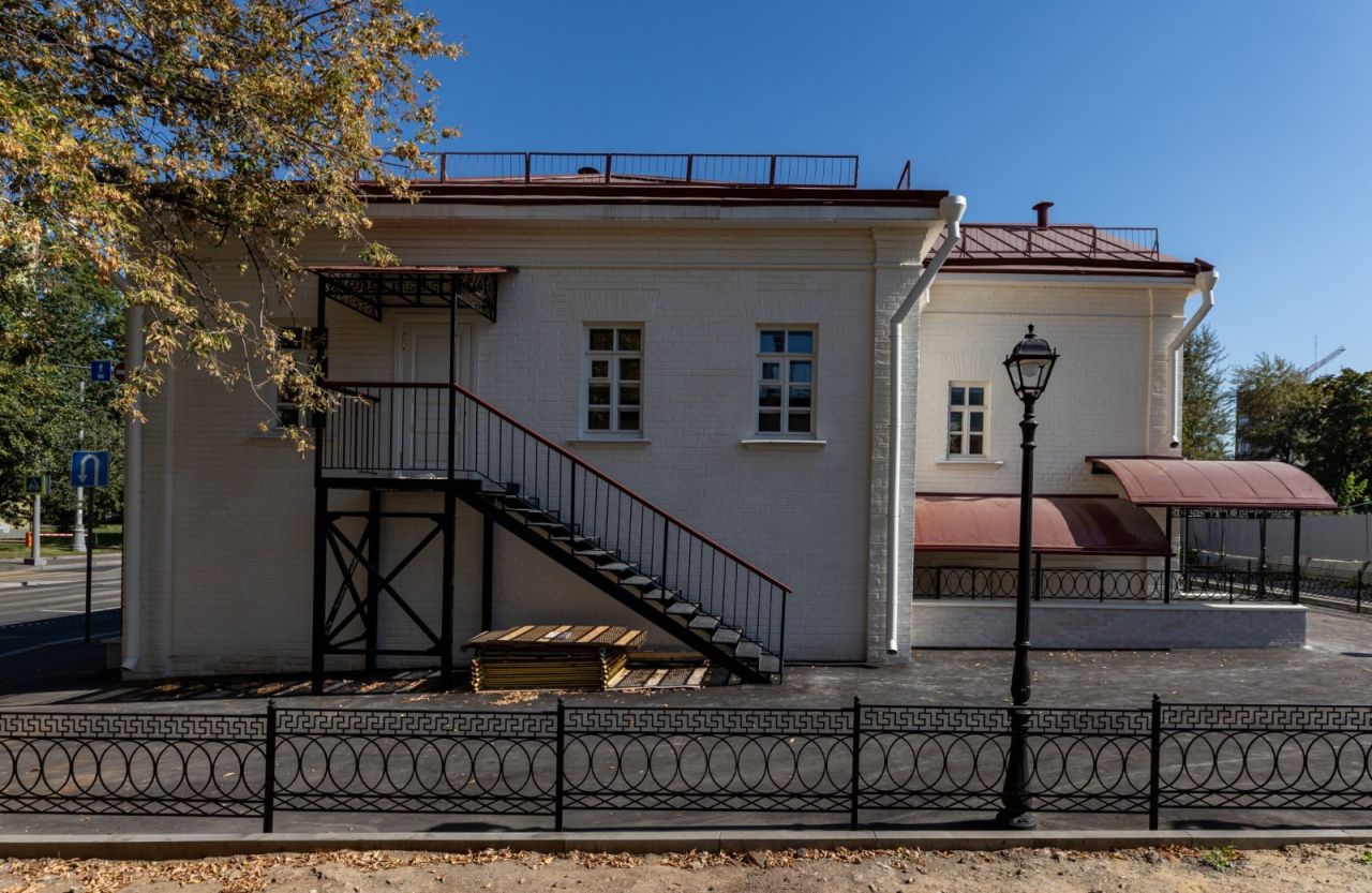 фасад дома, здание по адресу г Москва, ул Кожевническая, д 22 
