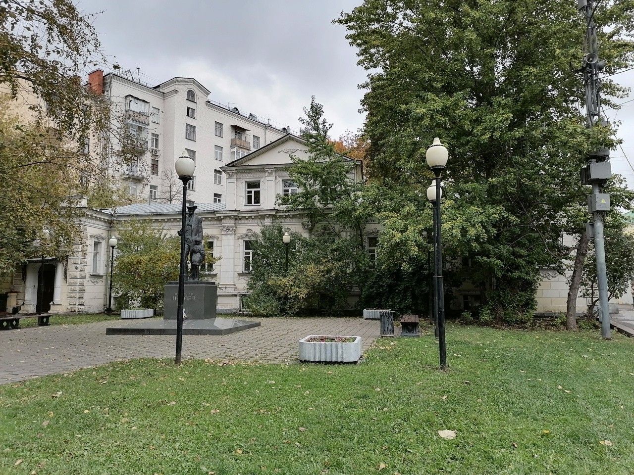 фасад дома, здание по адресу г Москва, Большой Лёвшинский пер, д 6 стр 1 
