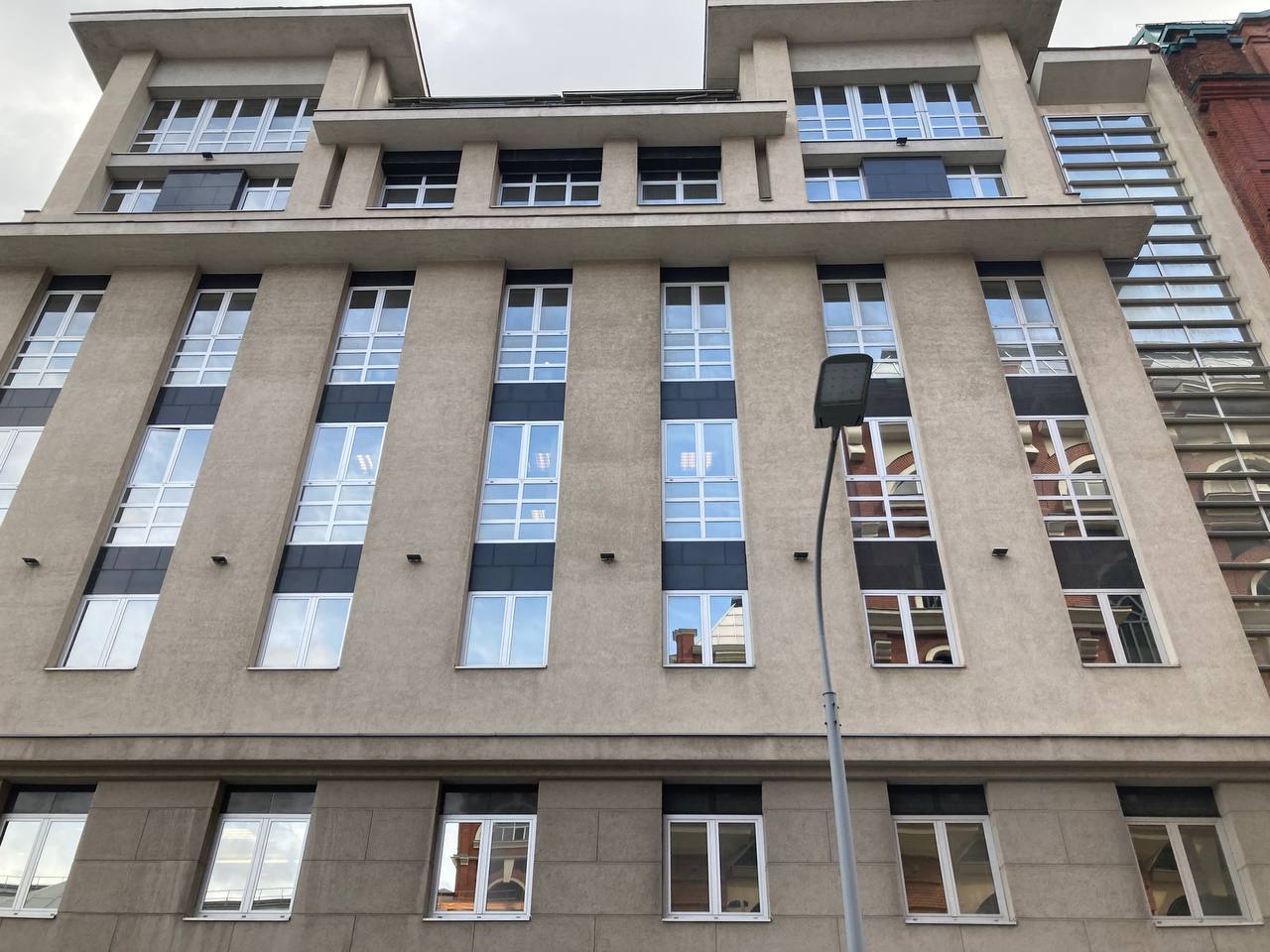 фасад дома, здание по адресу г Москва, 1-й Голутвинский пер, д 1
