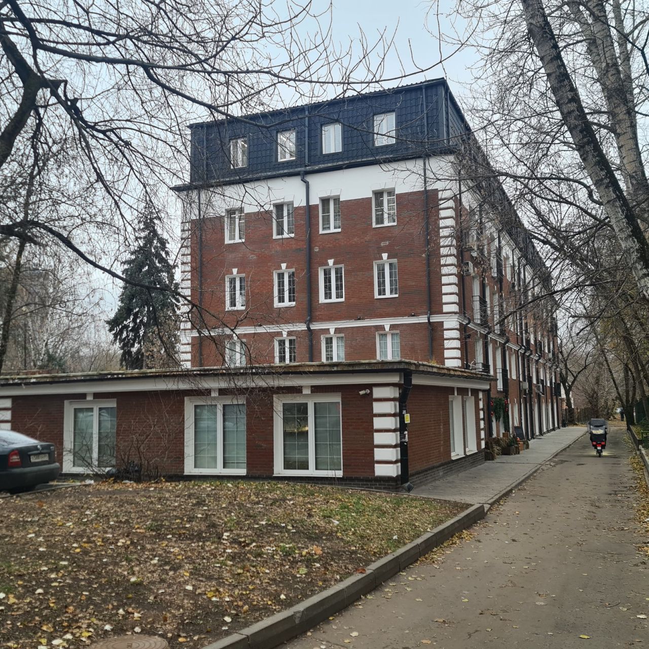 фасад дома, здание по адресу г Москва, ул Викторенко, д 16 стр 1