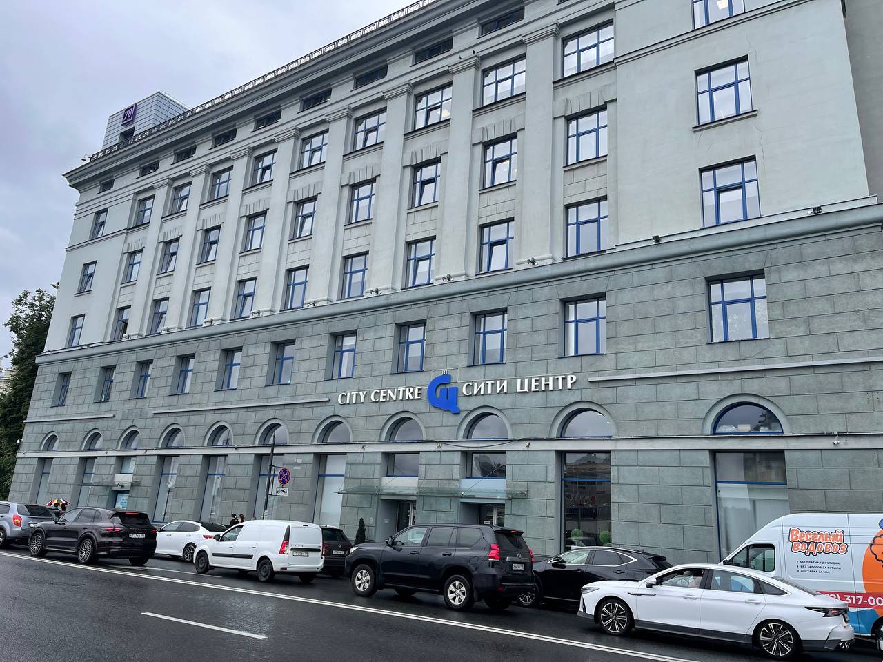 фасад дома, здание по адресу г Санкт-Петербург, Петроградская наб, д 18