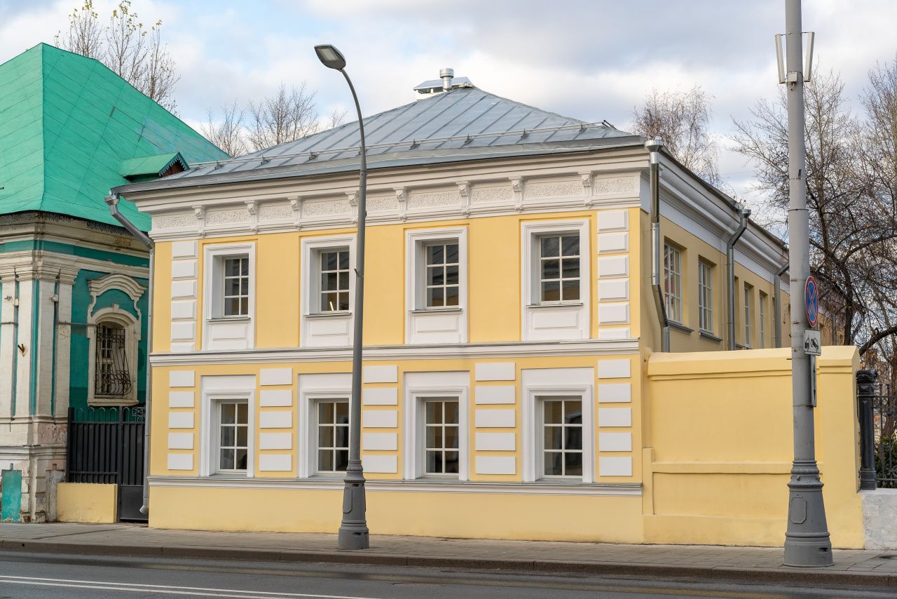 фасад дома, здание по адресу г Москва, ул Николоямская, д 51 стр 2