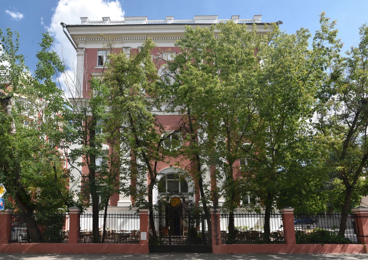 фасад дома, здание по адресу г Москва, Трёхпрудный пер, д 4 