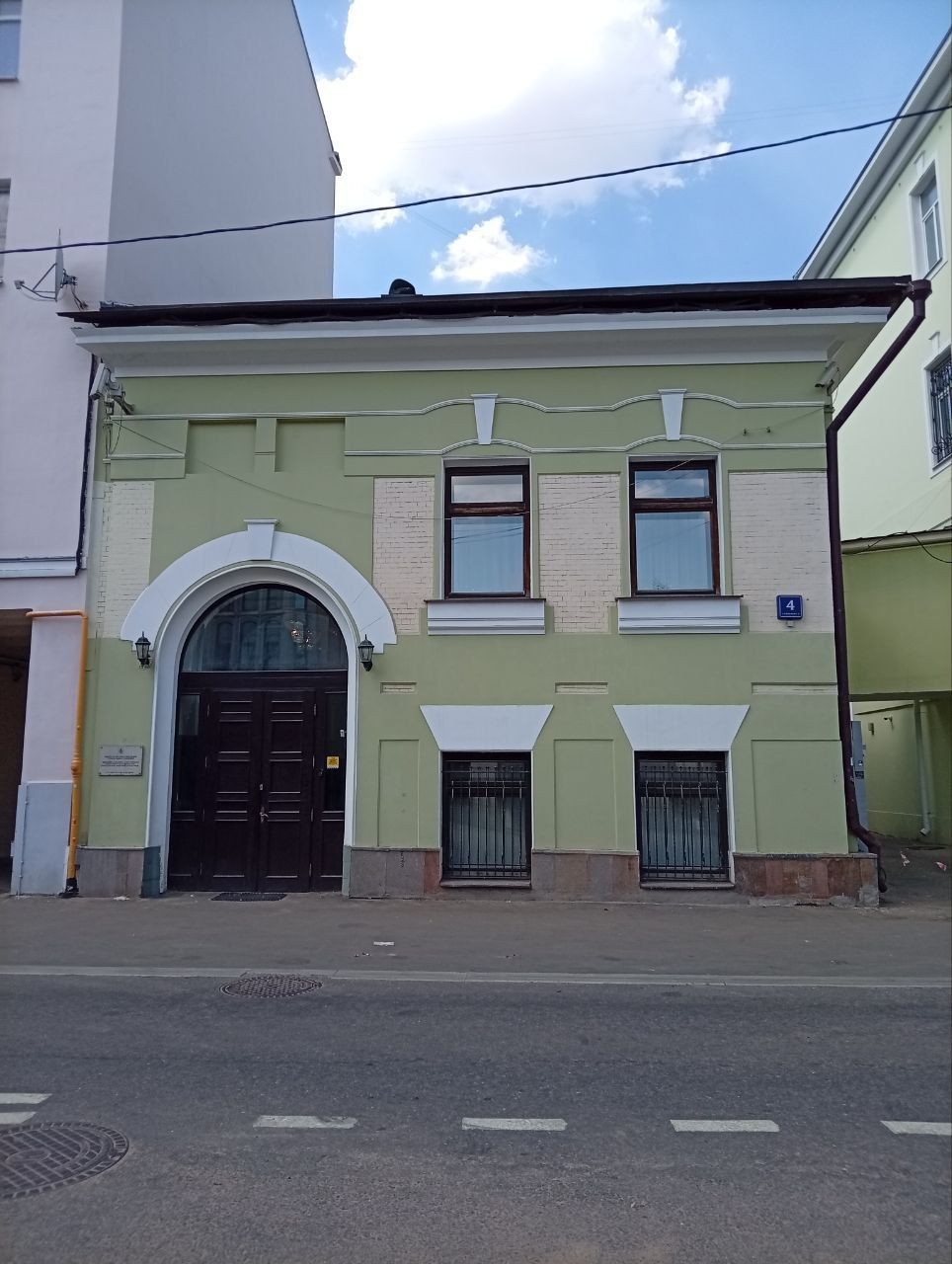 фасад дома, здание по адресу г Москва, Колпачный пер, д 4 стр 3