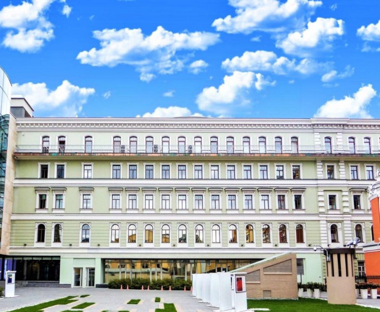 фасад дома, здание по адресу г Москва, Романов пер, д 4 стр 2