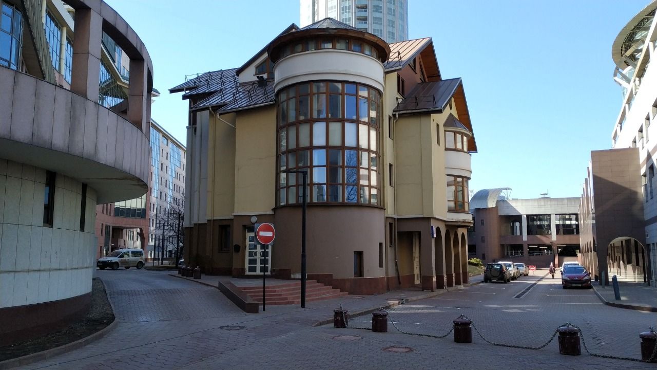 фасад дома, здание по адресу г Москва, Космодамианская наб, д 52 стр 10