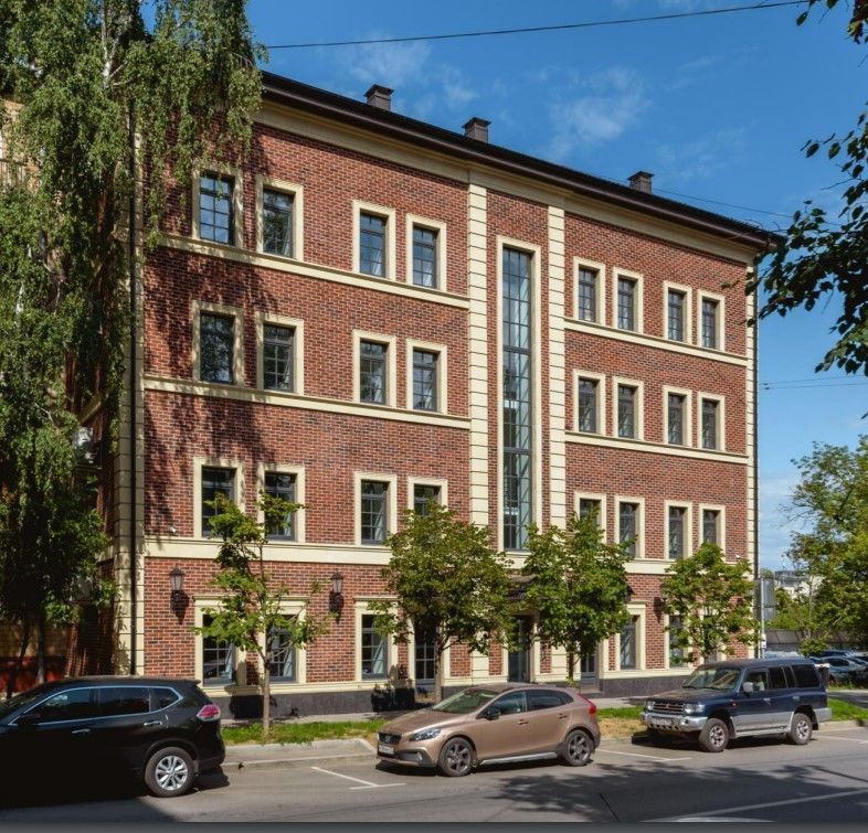 фасад дома, здание по адресу г Москва, ул Заморёнова, д 12 стр 1
