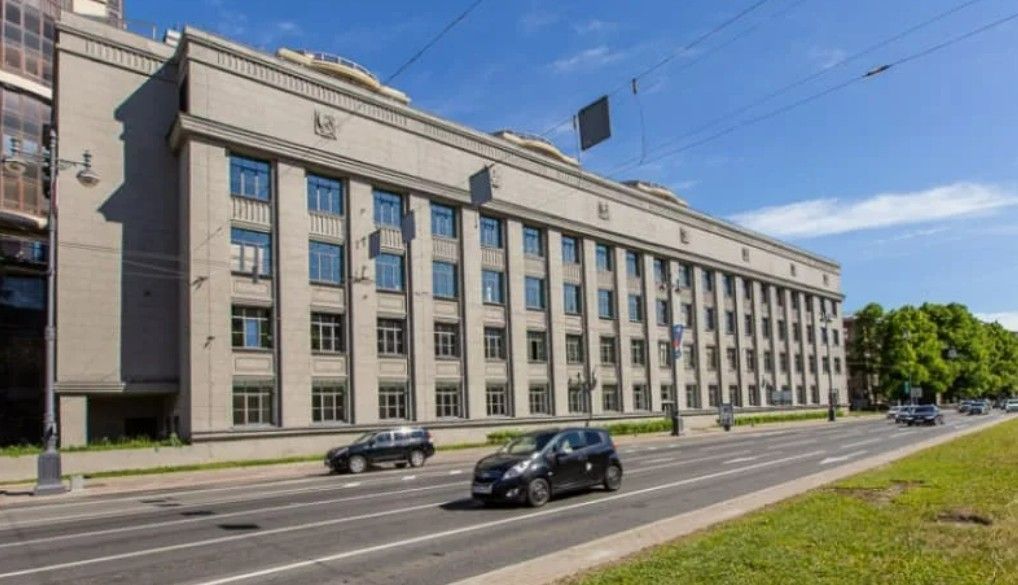 фасад дома, здание по адресу г Санкт-Петербург, Московский пр-кт, д 94