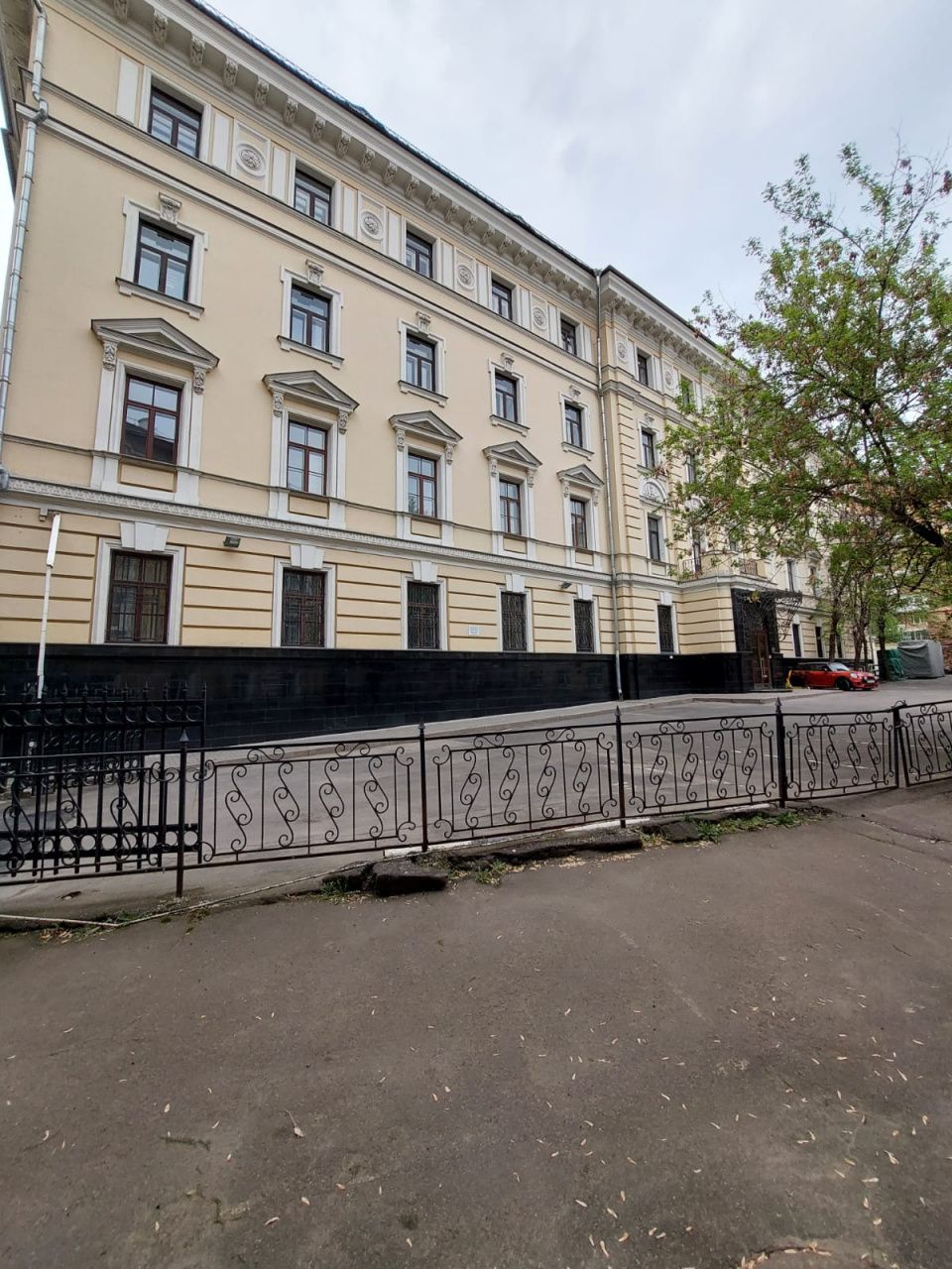 фасад дома, здание по адресу г Москва, ул Большая Грузинская, д 12 стр 2