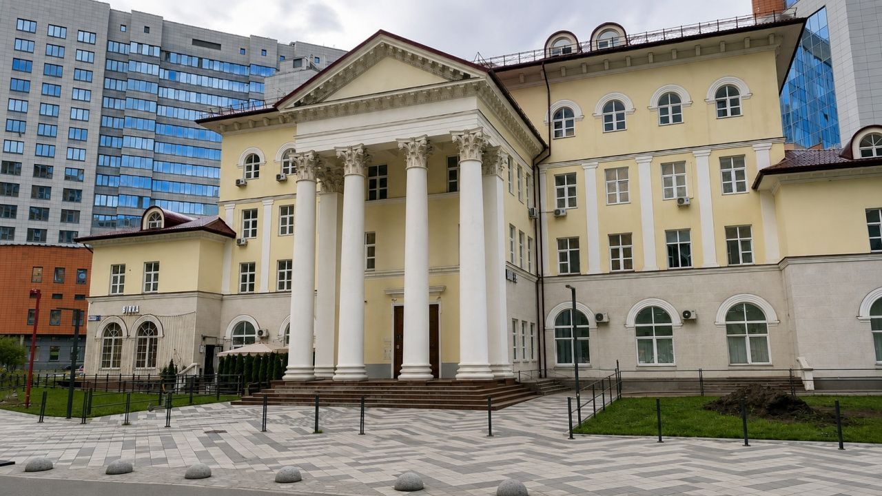 фасад дома, здание по адресу г Москва, Ленинградский пр-кт, д 31 стр 3