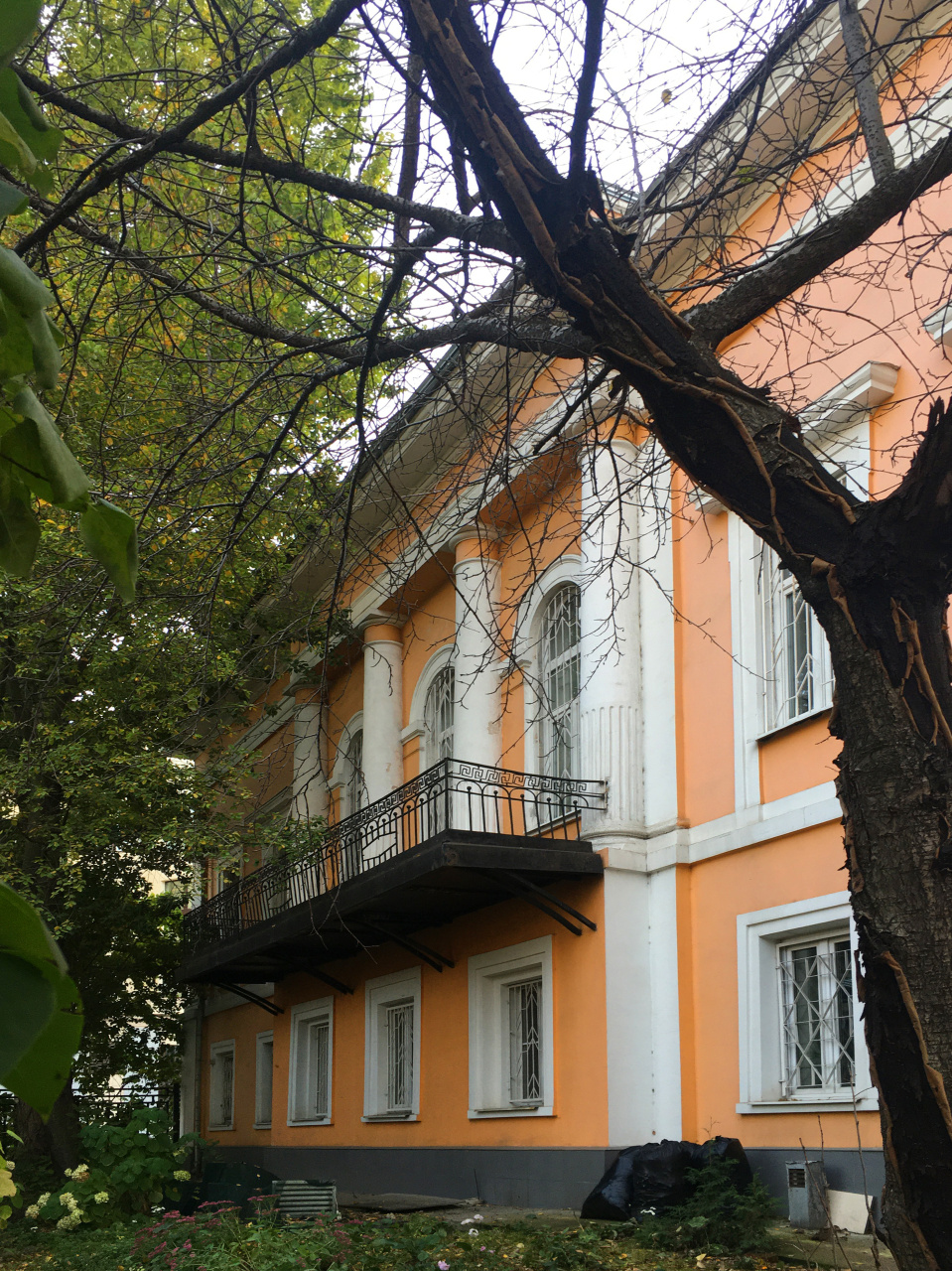 фасад дома, здание по адресу г Москва, Озерковская наб, д 52 стр 1