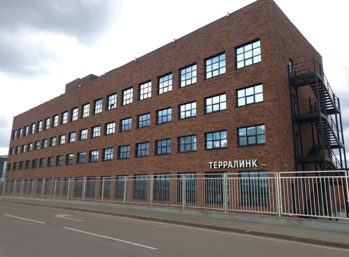 фасад дома, здание по адресу г Москва, 2-й Южнопортовый проезд, д 33 стр 1