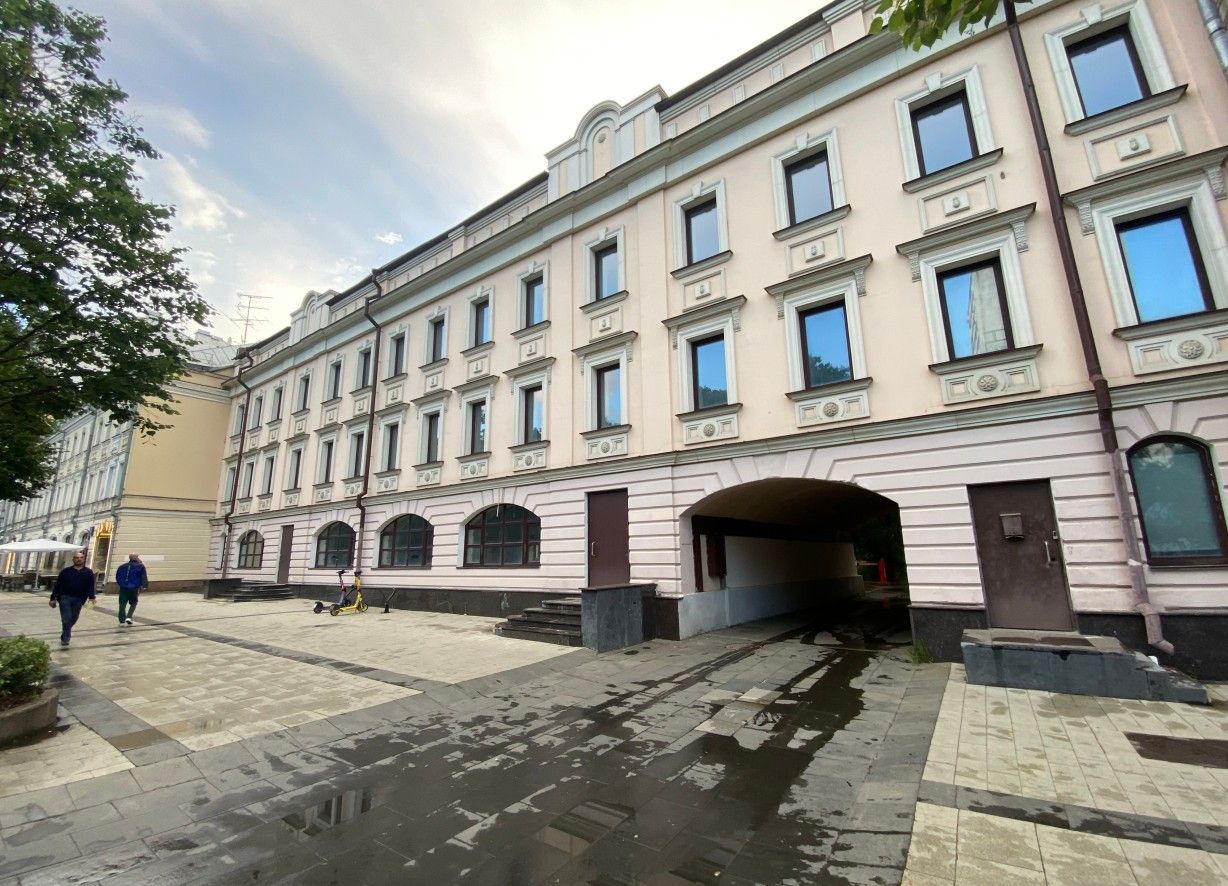 фасад дома, здание по адресу г Москва, Оружейный пер, д 13 стр 1