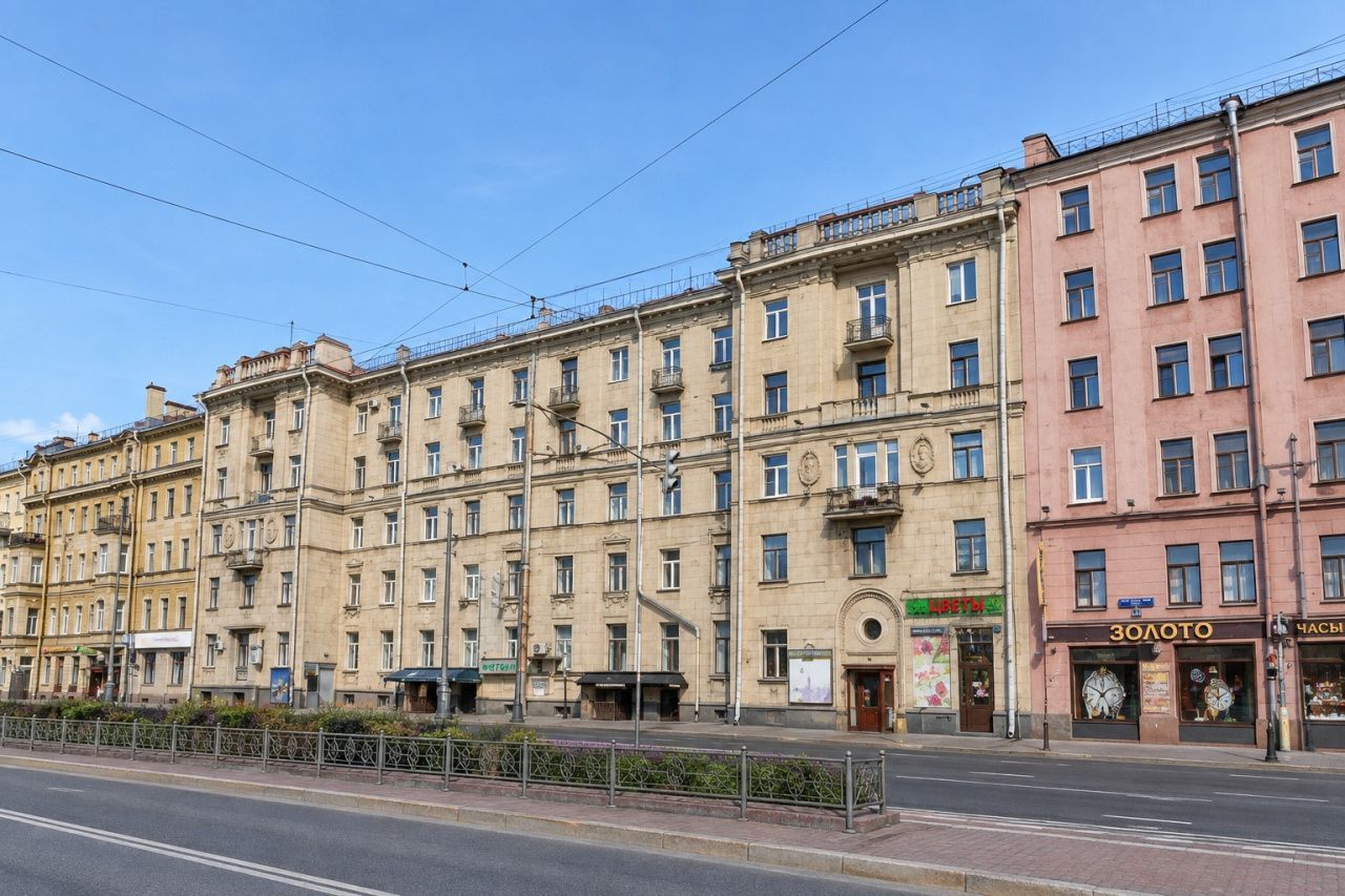 фасад дома, здание по адресу г Санкт-Петербург, Московский пр-кт, д 72
