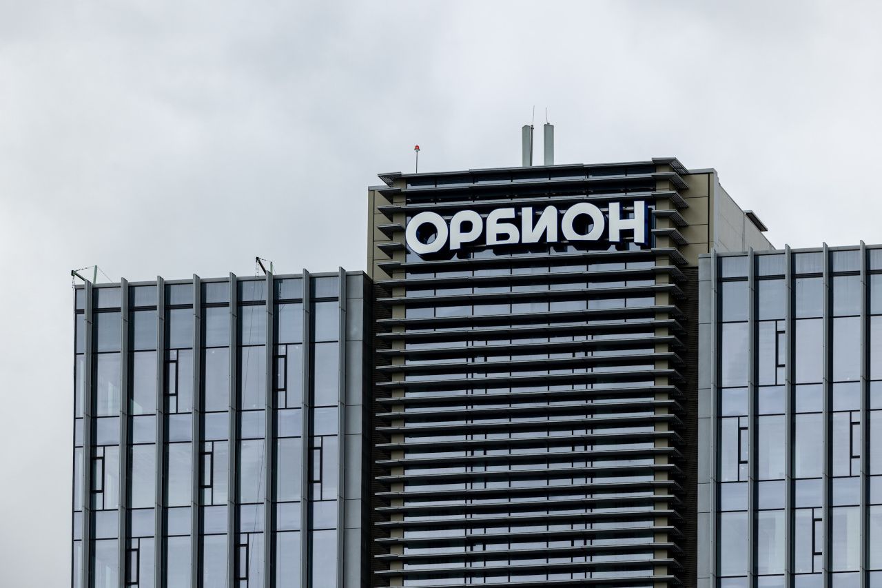 фасад дома, здание по адресу Московская обл, г Одинцово, рп Новоивановское, ул Западная, стр 180 