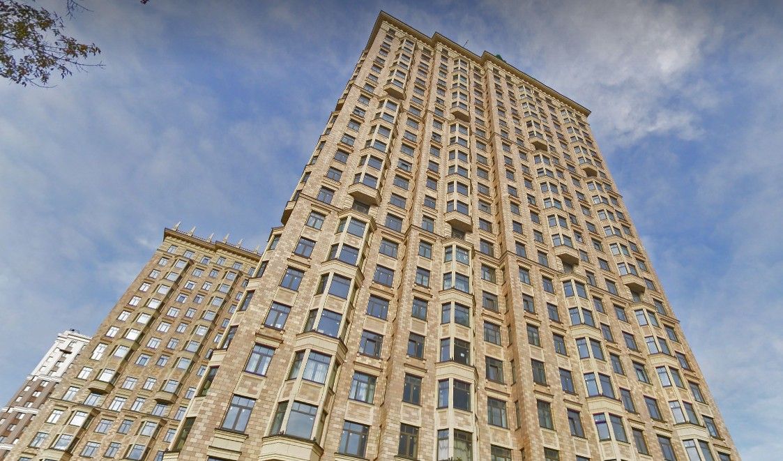 фасад дома, здание по адресу г Москва, ул Ротмистрова, д 2 к 1
