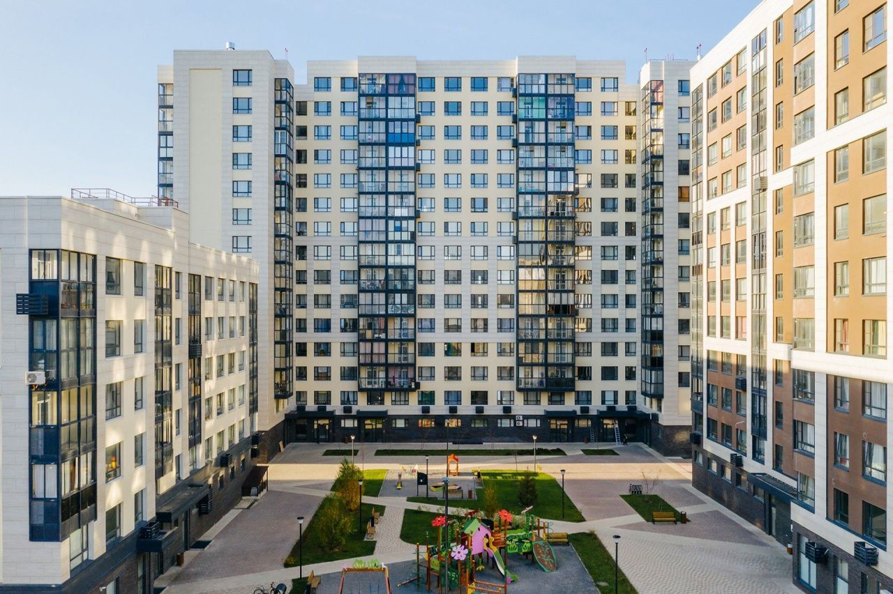 фасад дома, здание по адресу г Москва, поселение Сосенское, б-р Веласкеса, д 7 к 1