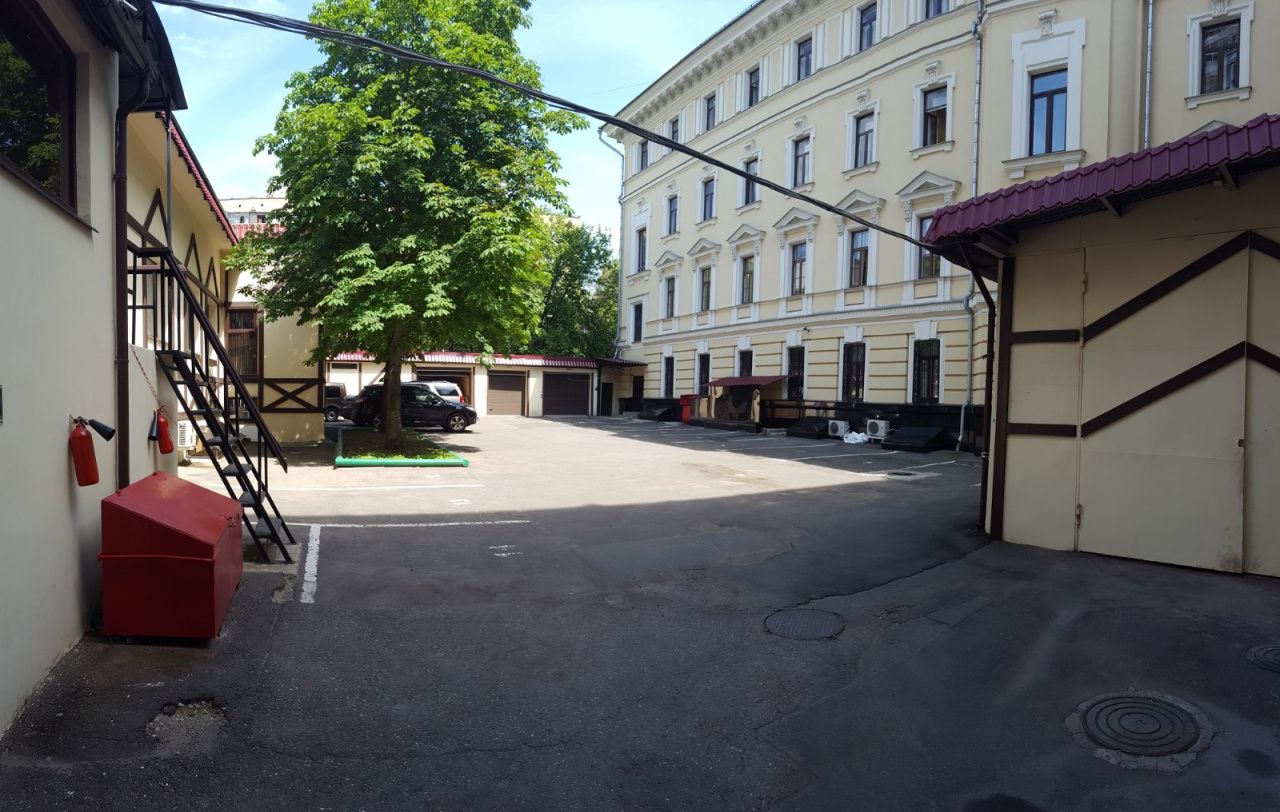 фасад дома, здание по адресу г Москва, ул Большая Грузинская, д 12 стр 2