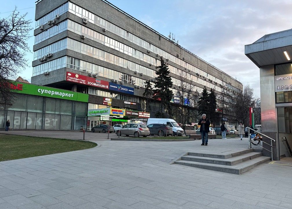 фасад дома, здание по адресу г Москва, пр-кт Вернадского, д 39 