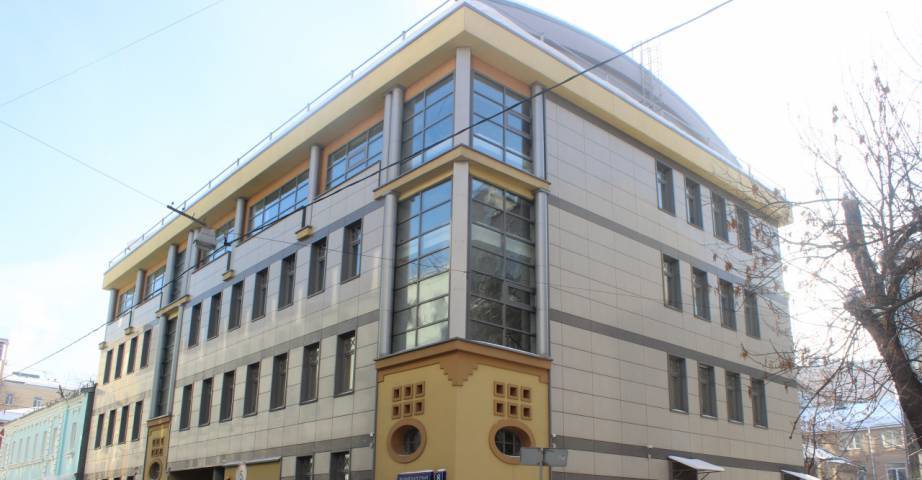 Строительная компания арендовала этаж площадью 426 м2 в бизнес-центре «Малый Каретный пер., 8», Москва